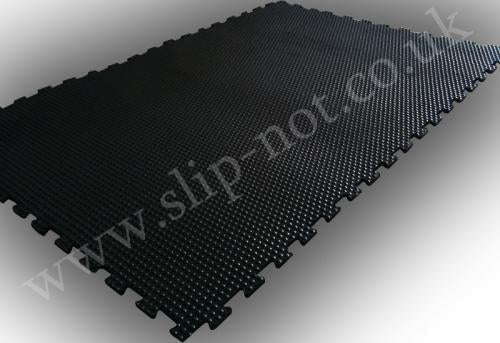 Interlocking Rubber Stable Mats - Slip Not Co Uk